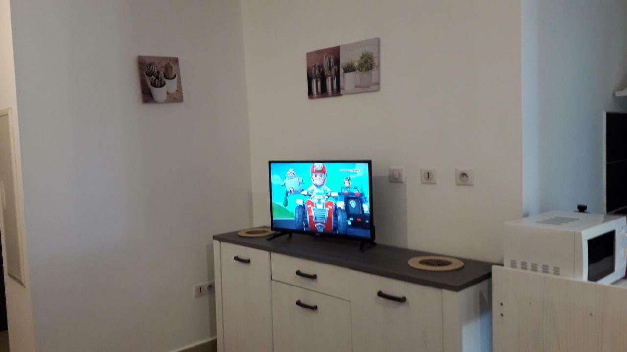 Au Petit Dodo Apartment Saint Pierre Bagian luar foto