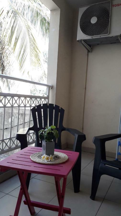 Au Petit Dodo Apartment Saint Pierre Bagian luar foto